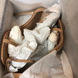 Stuart Weitzman Nudistsong ankle strap